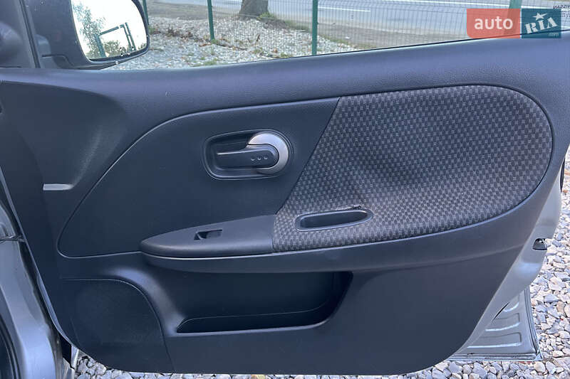 Хэтчбек Nissan Note 2008 в Коломые