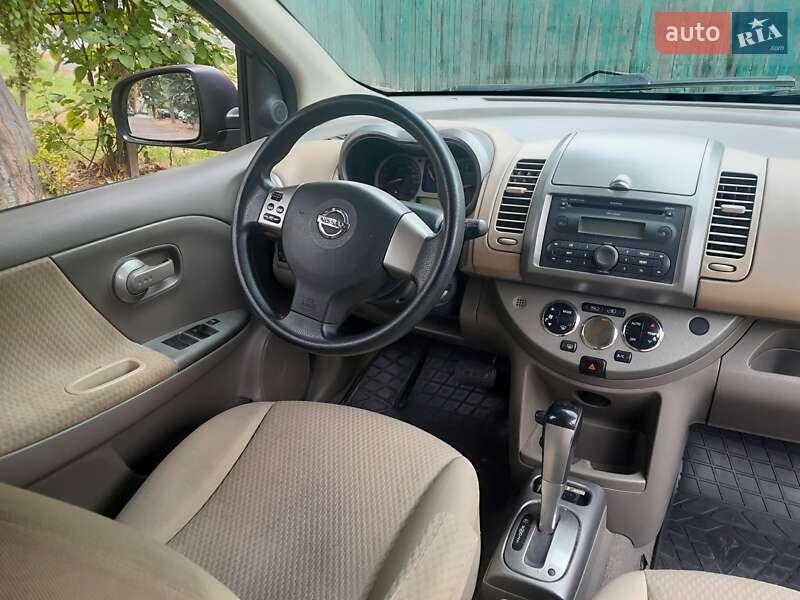 Хэтчбек Nissan Note 2007 в Киеве