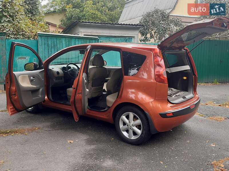 Хэтчбек Nissan Note 2007 в Киеве