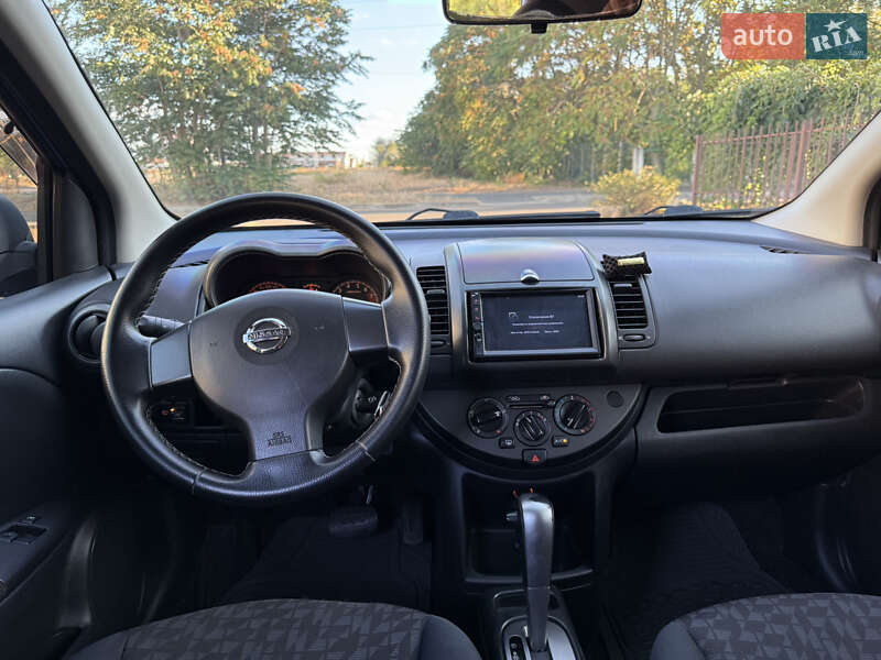 Хэтчбек Nissan Note 2006 в Белгороде-Днестровском