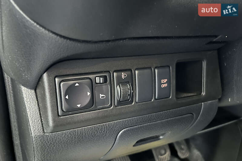 Хэтчбек Nissan Note 2010 в Шептицькому