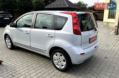 Хэтчбек Nissan Note 2008 в 
