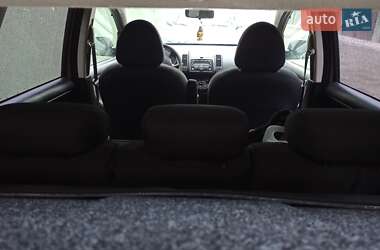 Хэтчбек Nissan Note 2008 в 