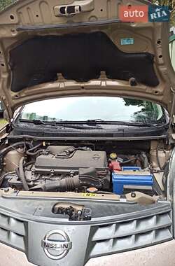 Хэтчбек Nissan Note 2008 в 