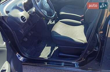 Хэтчбек Nissan Note 2007 в 