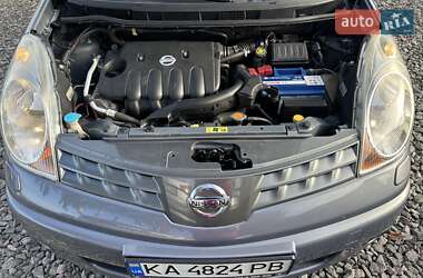 Хэтчбек Nissan Note 2008 в 