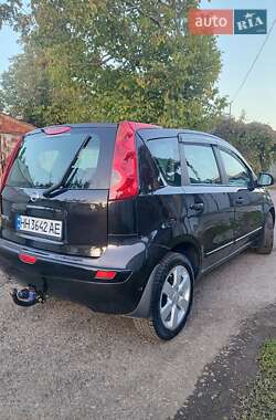 Хэтчбек Nissan Note 2007 в 