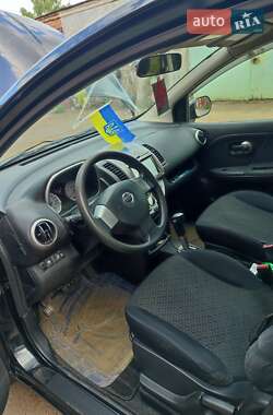 Хэтчбек Nissan Note 2012 в Ровно фото 3 Хэтчбек Nissan Note 2012 в Ровно