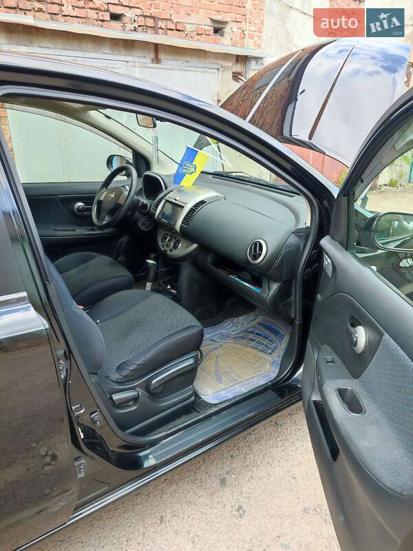 Хетчбек Nissan Note 2012 в Рівному фото 7 Хетчбек Nissan Note 2012 в Рівному