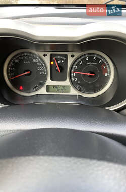 Хэтчбек Nissan Note 2006 в  фото 32 Хэтчбек Nissan Note 2006 в