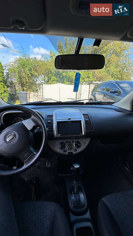 Хэтчбек Nissan Note 2012 в Тернополе