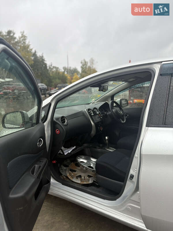 Хэтчбек Nissan Note 2013 в Львове