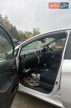 Хэтчбек Nissan Note 2013 в 
