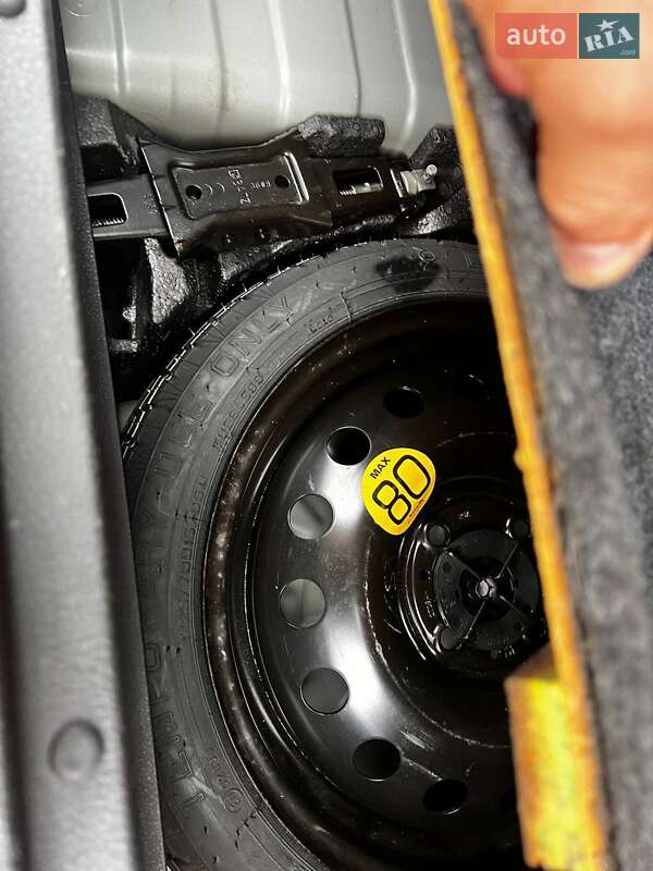 Хэтчбек Nissan Note 2010 в Кременчуге фото 40 Хэтчбек Nissan Note 2010 в Кременчуге