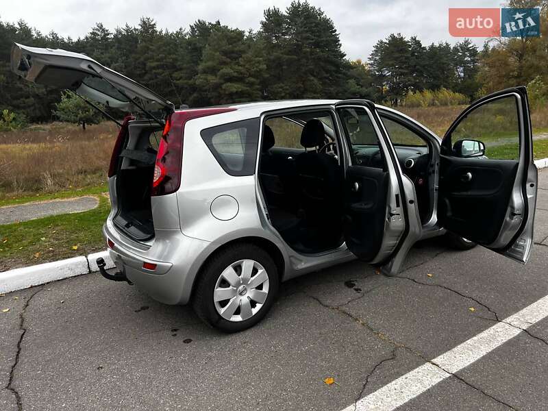 Хэтчбек Nissan Note 2010 в Кременчуге фото 50 Хэтчбек Nissan Note 2010 в Кременчуге