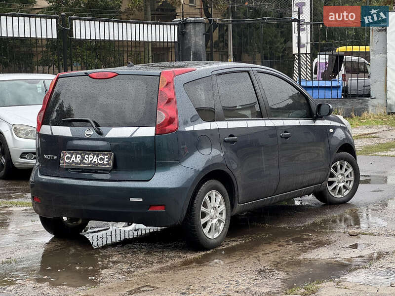 Хэтчбек Nissan Note 2012 в Одессе