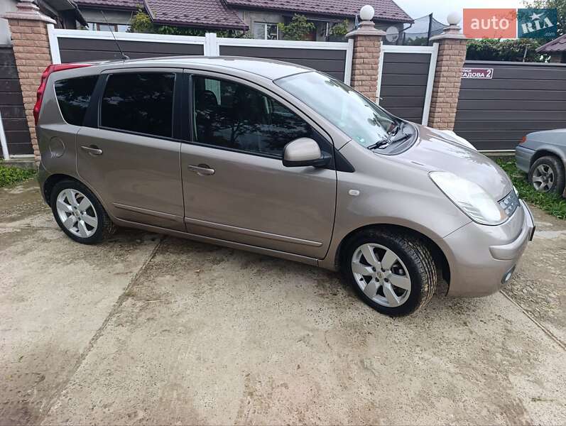 Хэтчбек Nissan Note 2008 в Черновцах фото 10 Хэтчбек Nissan Note 2008 в Черновцах