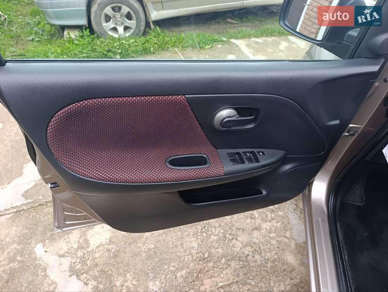 Хэтчбек Nissan Note 2008 в Черновцах фото 13 Хэтчбек Nissan Note 2008 в Черновцах