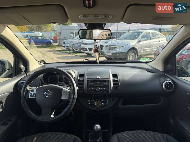Хэтчбек Nissan Note 2006 в Киеве