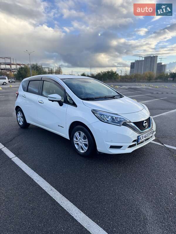 Хэтчбек Nissan Note 2020 в Киеве