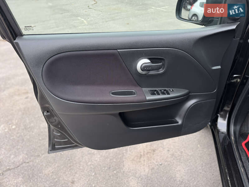 Хэтчбек Nissan Note 2006 в Хмельницком