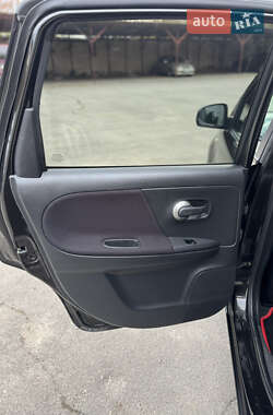 Хэтчбек Nissan Note 2006 в 