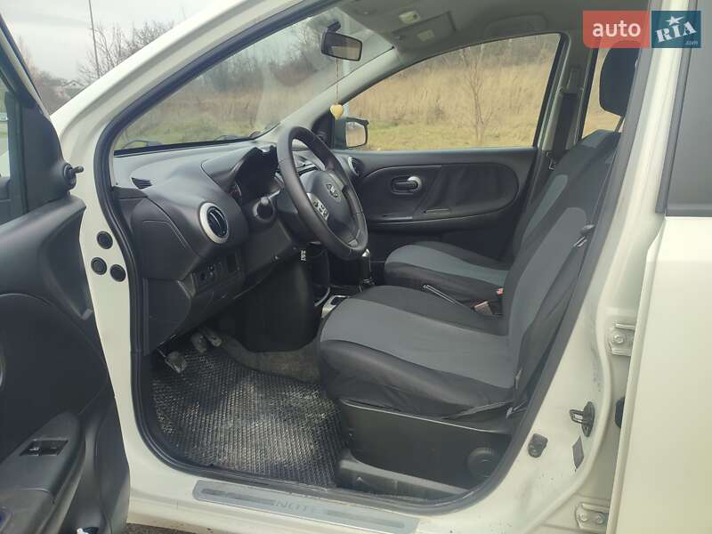 Хетчбек Nissan Note 2009 в Львові фото 13 Хетчбек Nissan Note 2009 в Львові