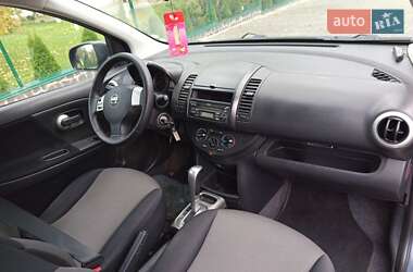 Хэтчбек Nissan Note 2008 в 