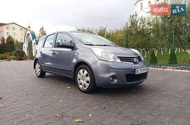 Хэтчбек Nissan Note 2008 в 