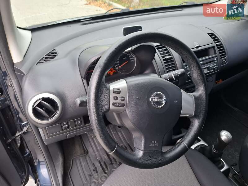 Хетчбек Nissan Note 2011 в Черкасах фото 11 Хетчбек Nissan Note 2011 в Черкасах