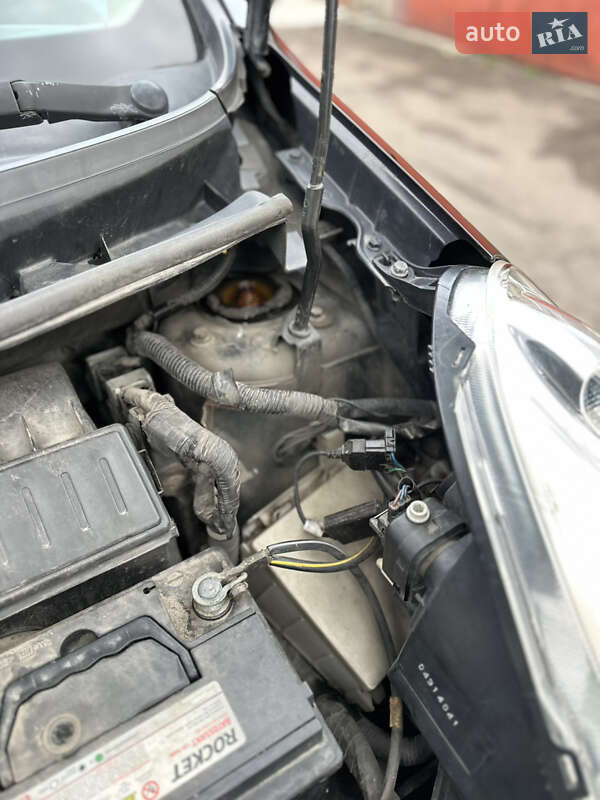 Хэтчбек Nissan Note 2006 в Киеве