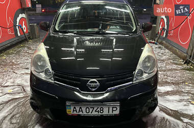 Хэтчбек Nissan Note 2009 в 
