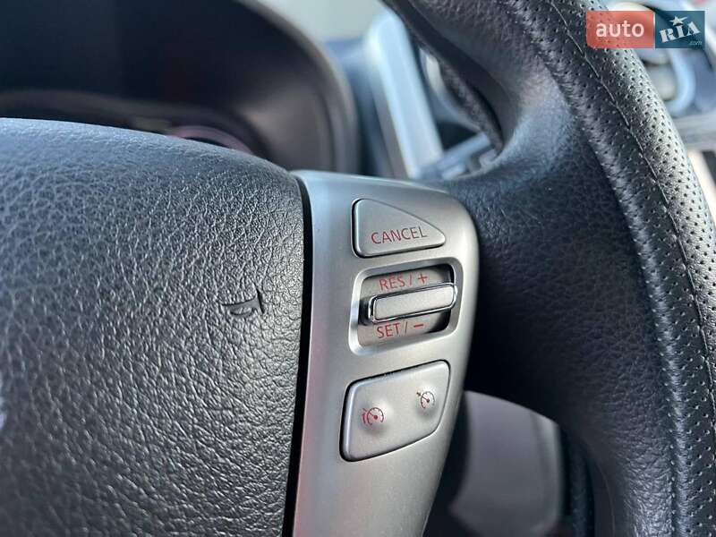 Хетчбек Nissan Note 2014 в Львові