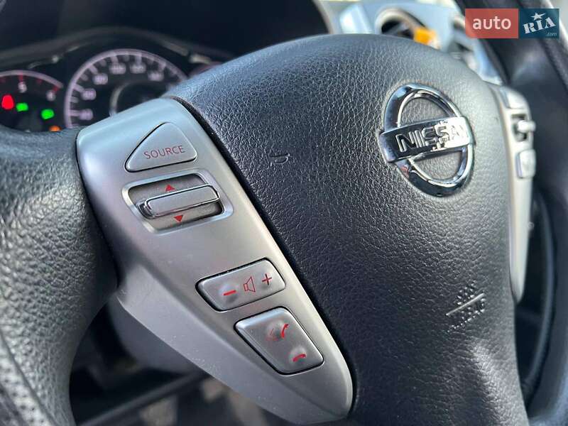 Хетчбек Nissan Note 2014 в Львові