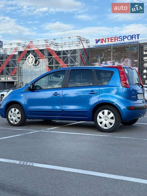 Хетчбек Nissan Note 2006 в 