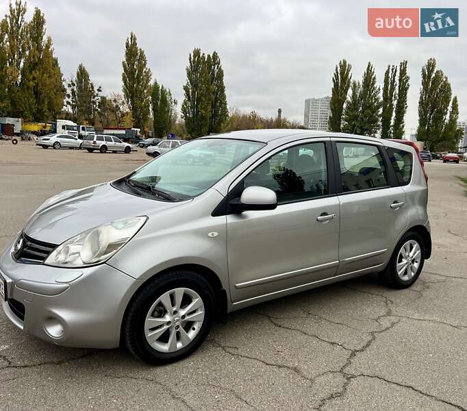 Хетчбек Nissan Note 2010 в Києві