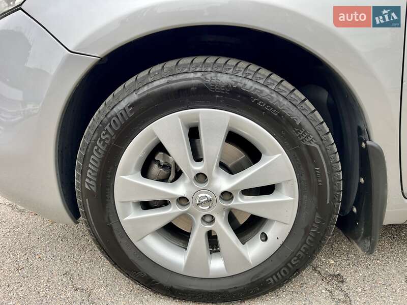 Хетчбек Nissan Note 2010 в Києві