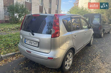 Хэтчбек Nissan Note 2008 в 
