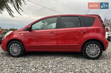 Хэтчбек Nissan Note 2013 в 