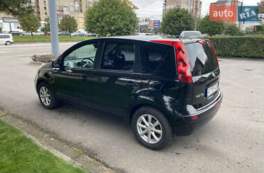 Хэтчбек Nissan Note 2007 в 
