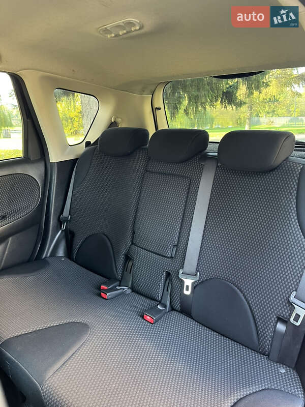 Хэтчбек Nissan Note 2006 в Луцке фото 14 Хэтчбек Nissan Note 2006 в Луцке