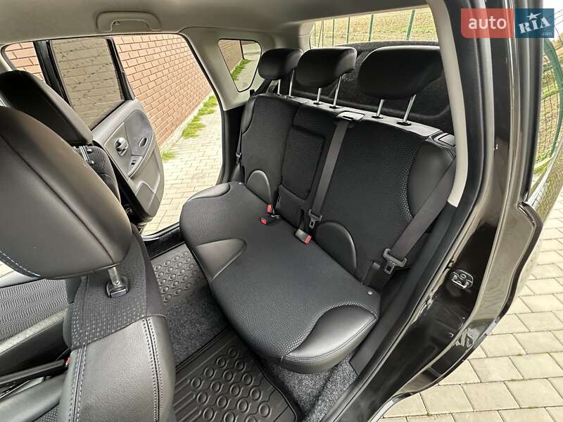 Хетчбек Nissan Note 2012 в Луцьку фото 18 Хетчбек Nissan Note 2012 в Луцьку