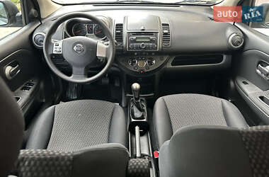 Хэтчбек Nissan Note 2006 в 