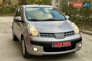 Хэтчбек Nissan Note 2006 в 