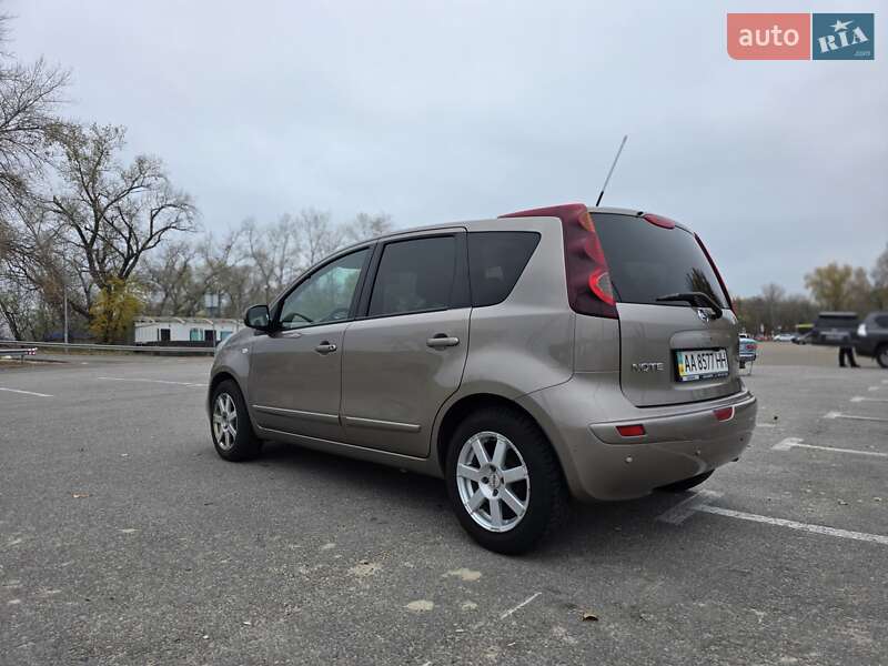 Хэтчбек Nissan Note 2012 в Киеве фото 15 Хэтчбек Nissan Note 2012 в Киеве