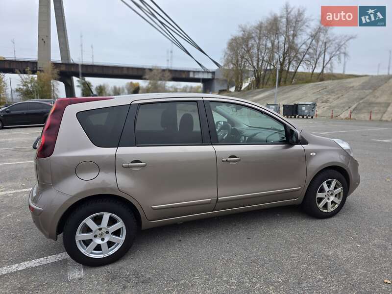 Хэтчбек Nissan Note 2012 в Киеве фото 17 Хэтчбек Nissan Note 2012 в Киеве