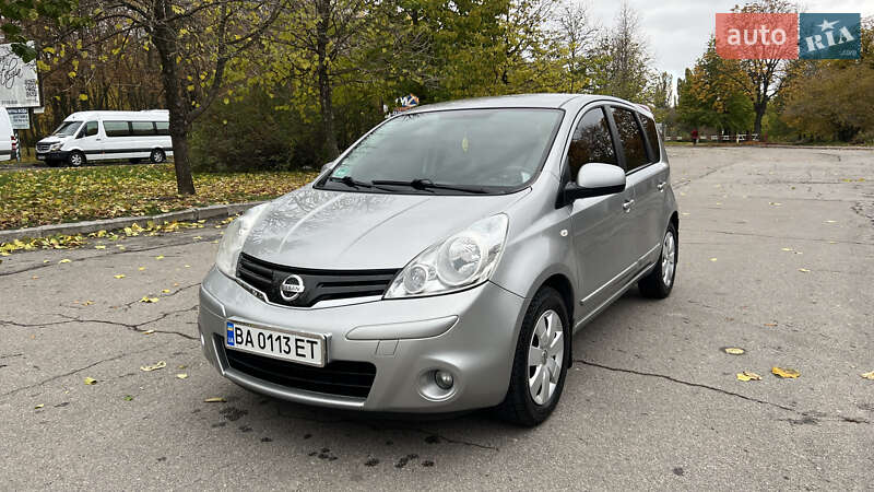 Хэтчбек Nissan Note 2009 в Умани фото 5 Хэтчбек Nissan Note 2009 в Умани