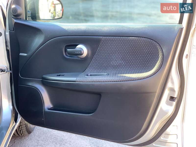 Хэтчбек Nissan Note 2007 в Виннице фото 24 Хэтчбек Nissan Note 2007 в Виннице