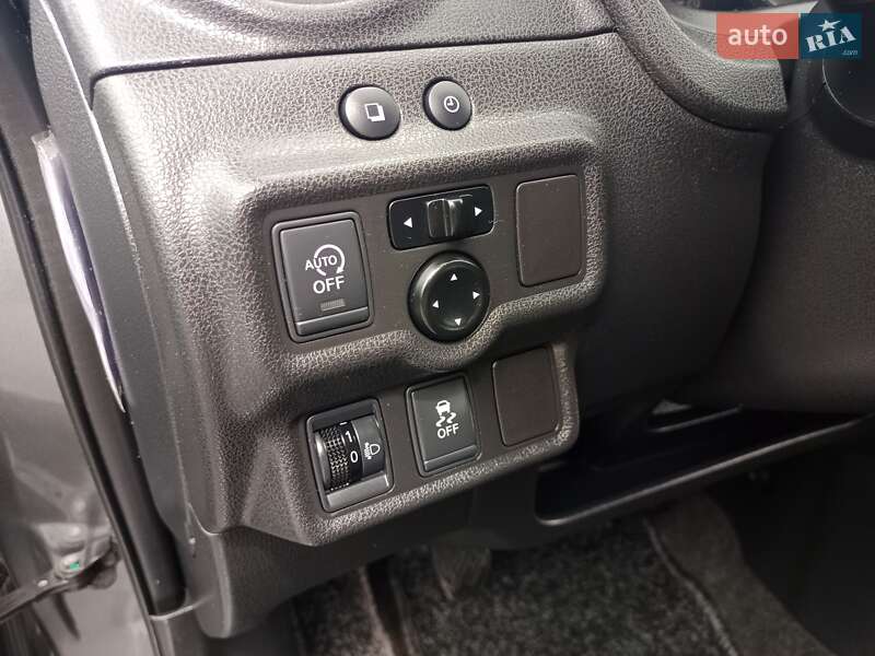 Хэтчбек Nissan Note 2014 в Бродах