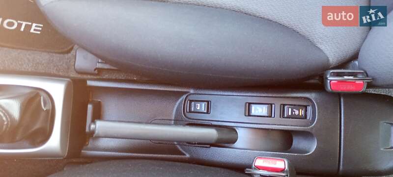 Хэтчбек Nissan Note 2013 в Радивилове фото 32 Хэтчбек Nissan Note 2013 в Радивилове